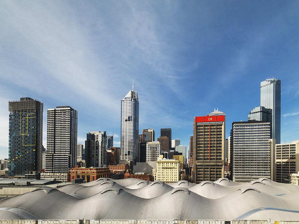 Travelodge Hotel Melbourne Docklands 53/61