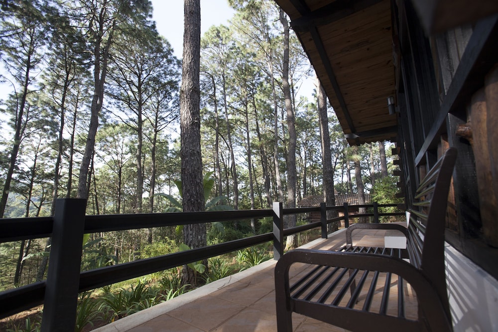 Monteverde Hotel De Cabanas 35/50