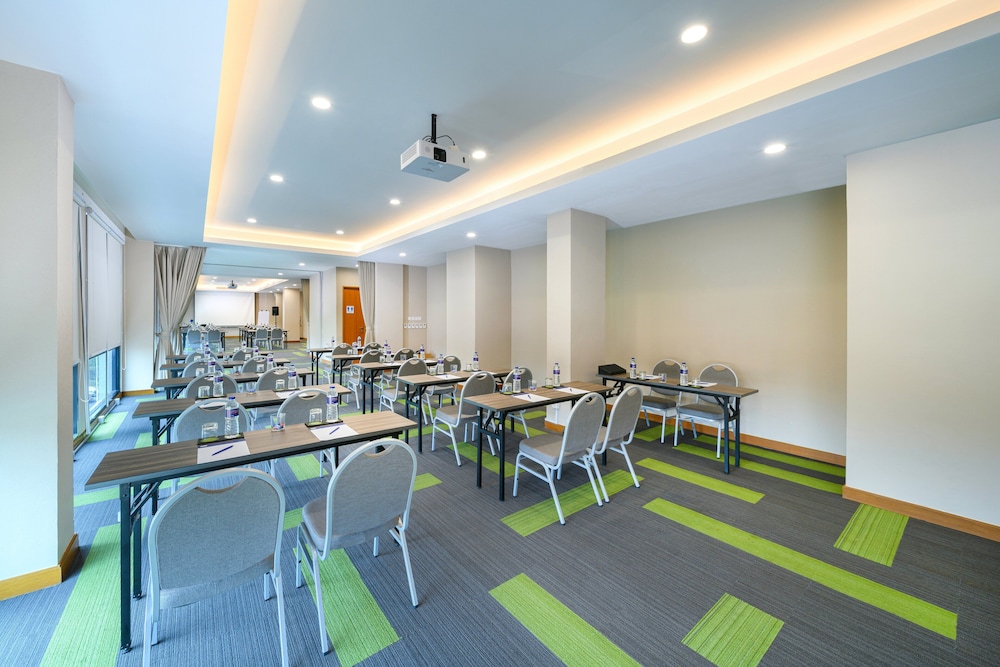 Holiday Inn Express Jakarta Menteng by IHG 58/66