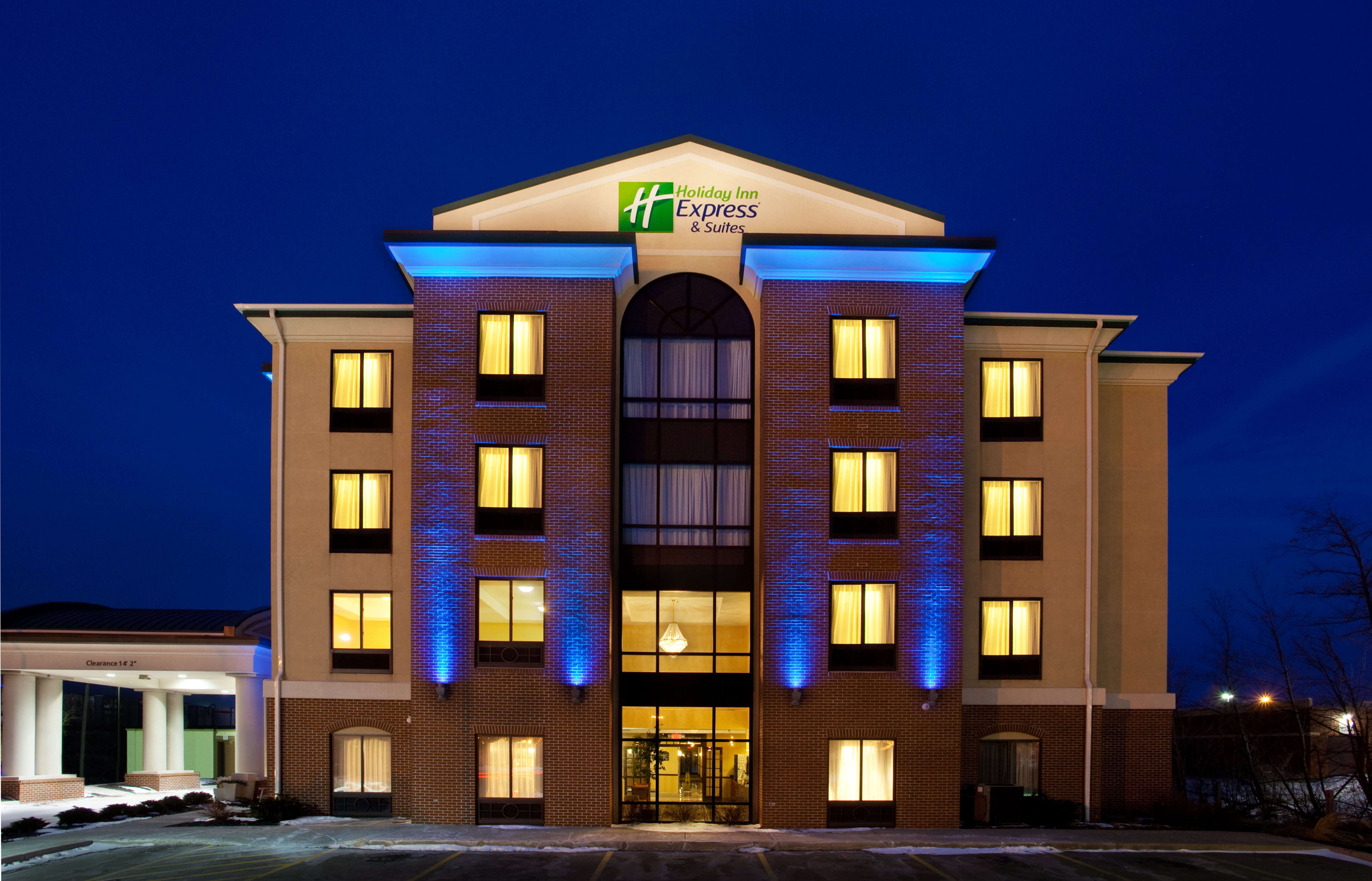 Holiday Inn Express Hotel & Suites Cleveland-Richfield 2/59