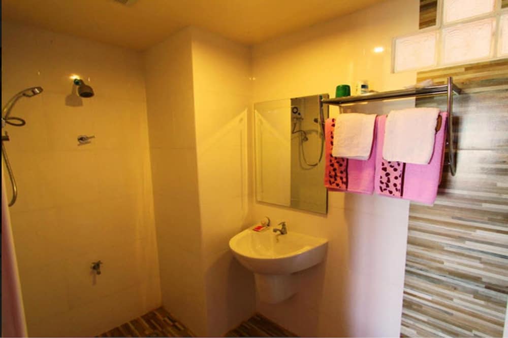 Maesai Orchid Hotel 18/37