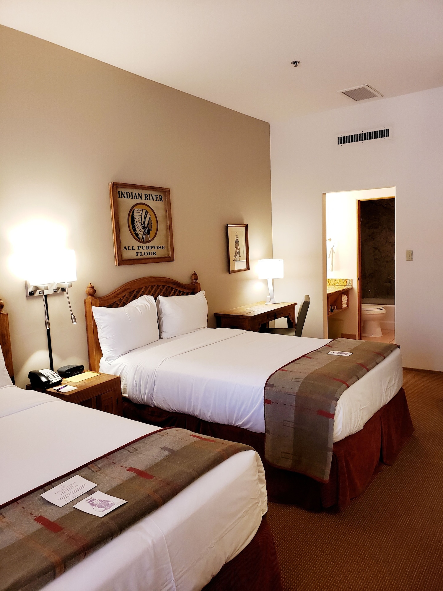 SANTA FE, SUITE, MULTIPLE BEDS