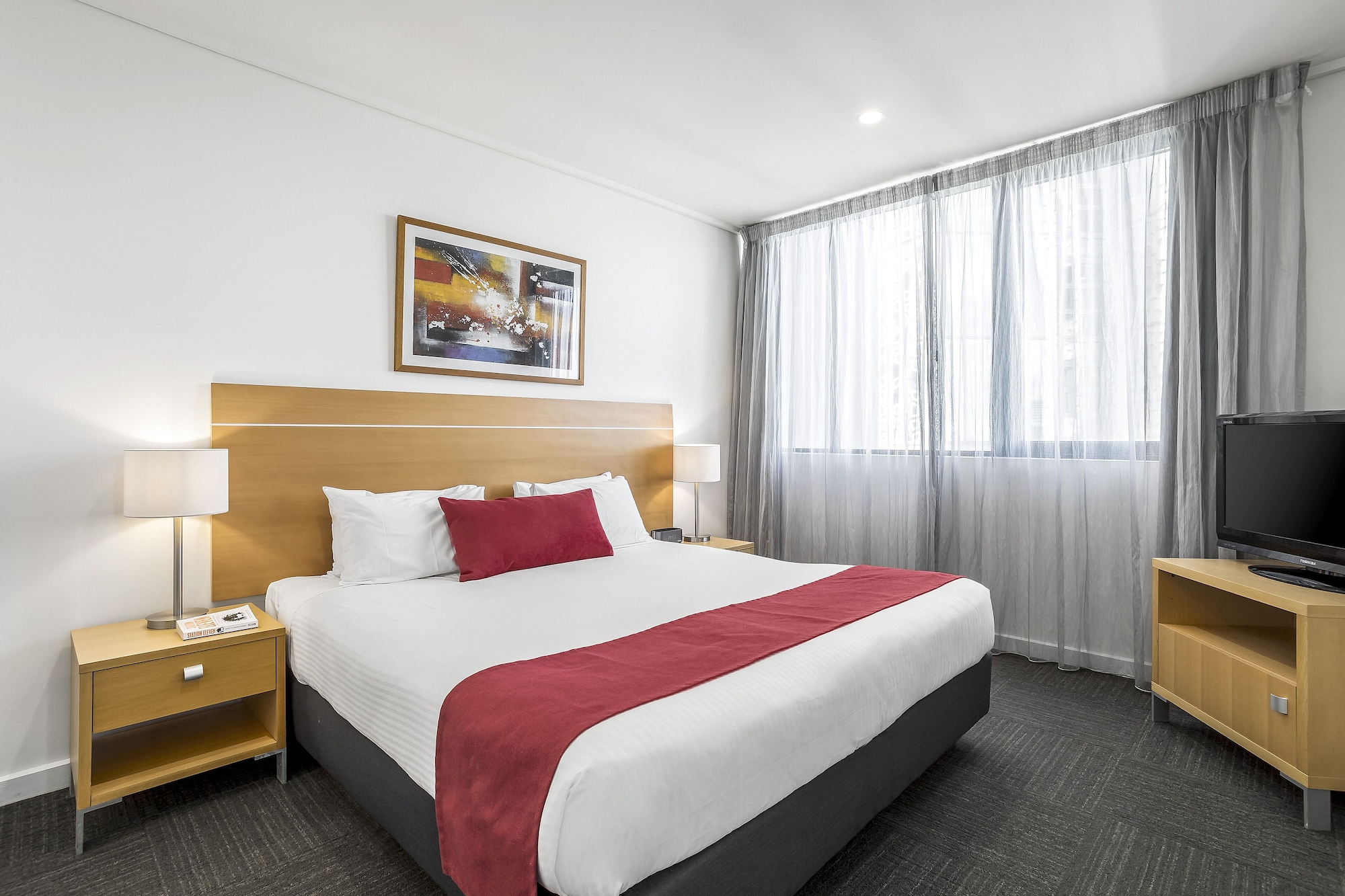 3 Bedrooms, Deluxe, Apartment, King and Twin Beds, Queen Bed, 2 Bathrooms، Quest Southbank 4/10