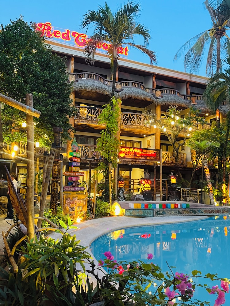 Red Coconut Beach Hotel 4/49