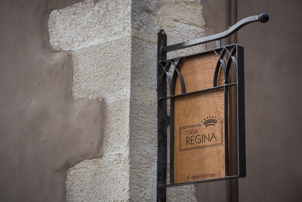 Casa Regina 23/50