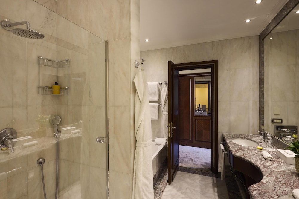 JUNIOR SUITE, PIAZZA VIEW, BALCONY