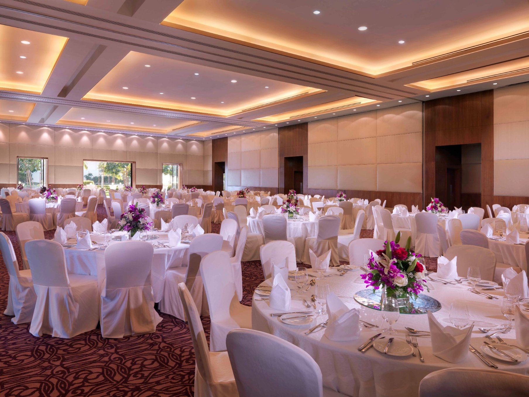 Yas Plaza Mangroves by IHG 75/87