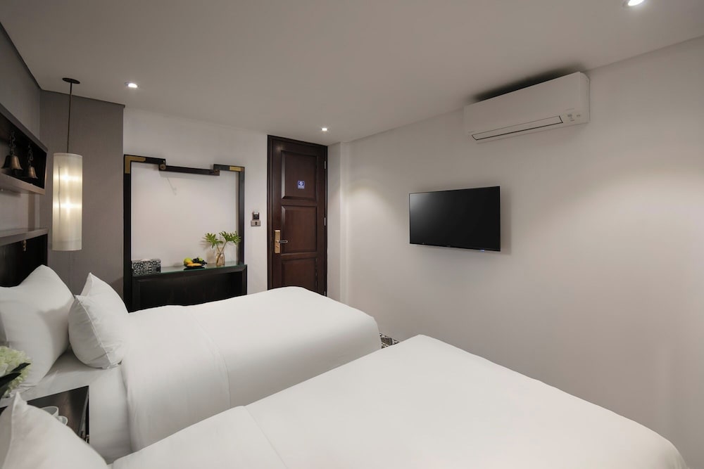 Carillon Boutique Hotel 10/30