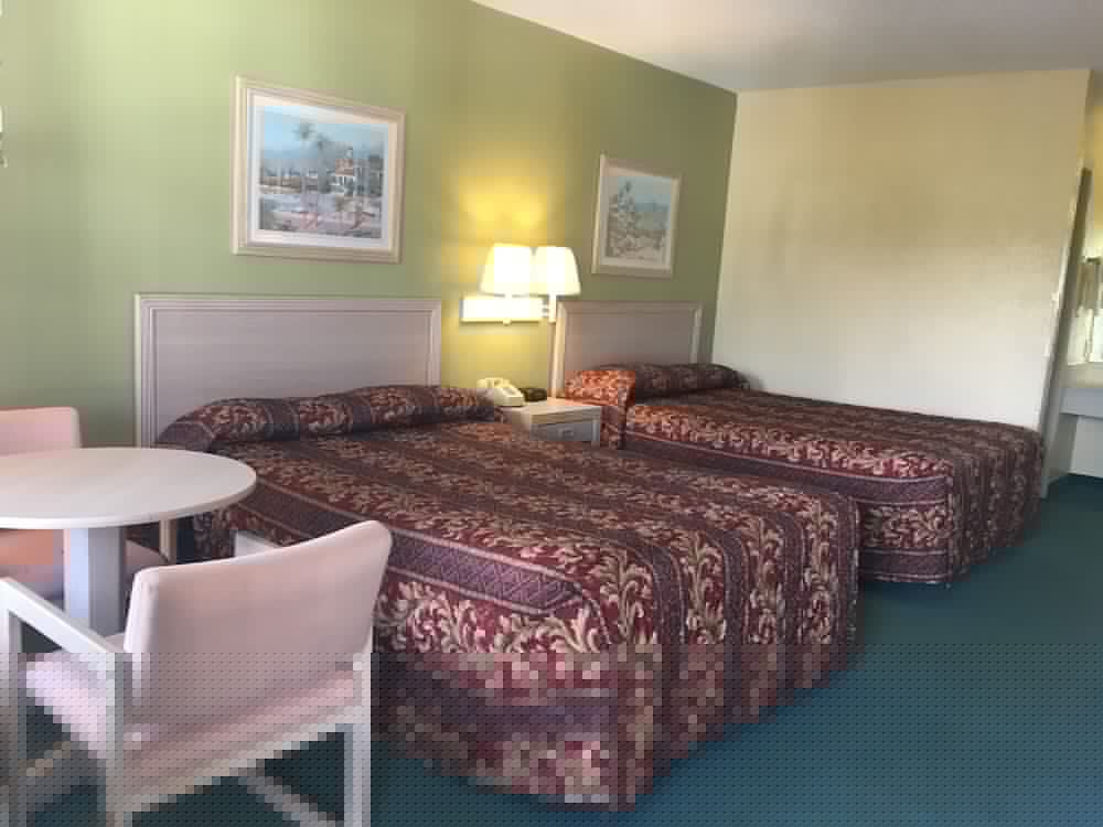Woodstream Inn 47/57