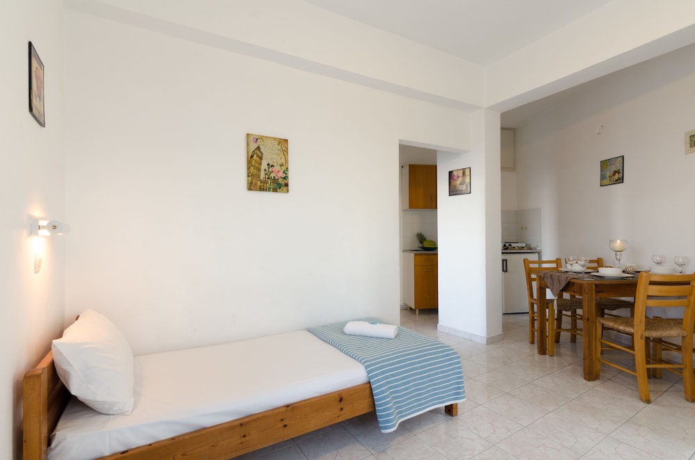 Aglaia Studios and Apartments 22/63