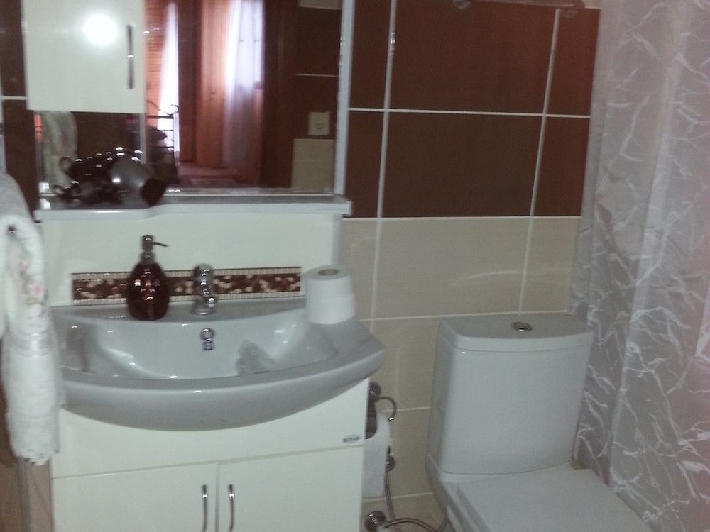 Tasev Butik 49/50