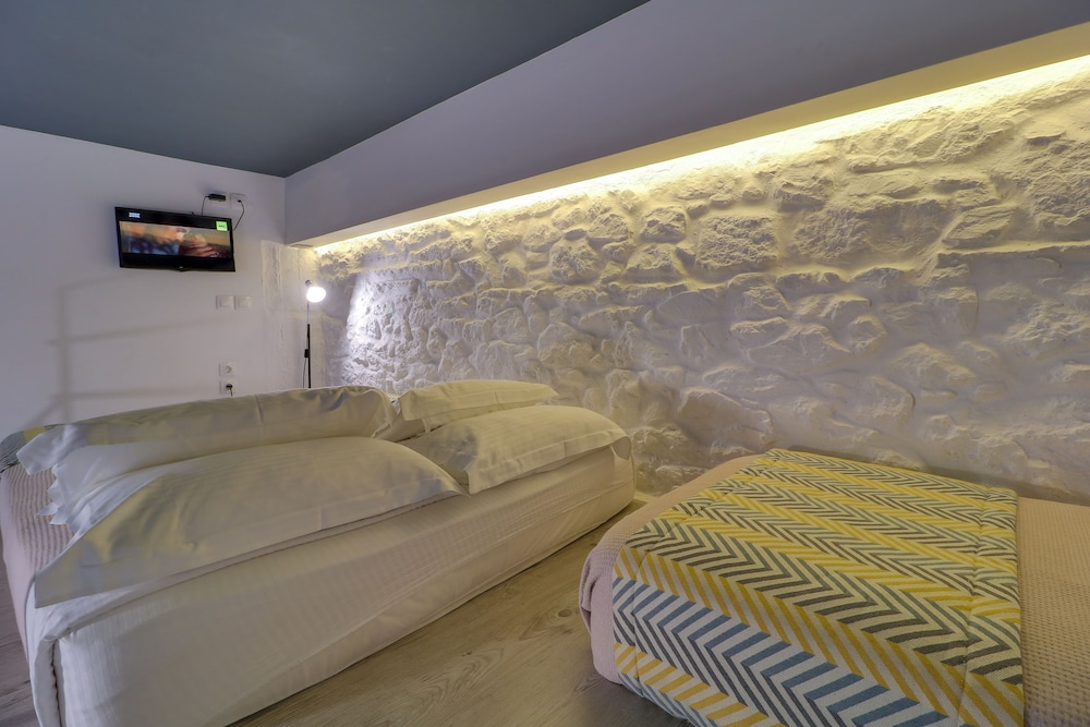 Athensotel.Com 18/39