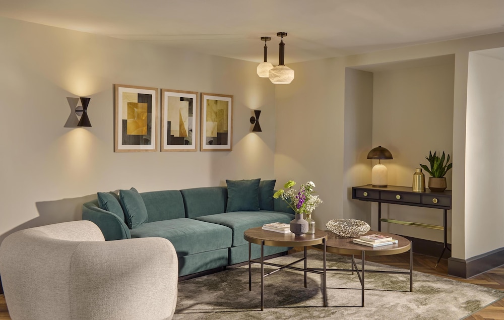 Hyatt Regency London Blackfriars 31/61