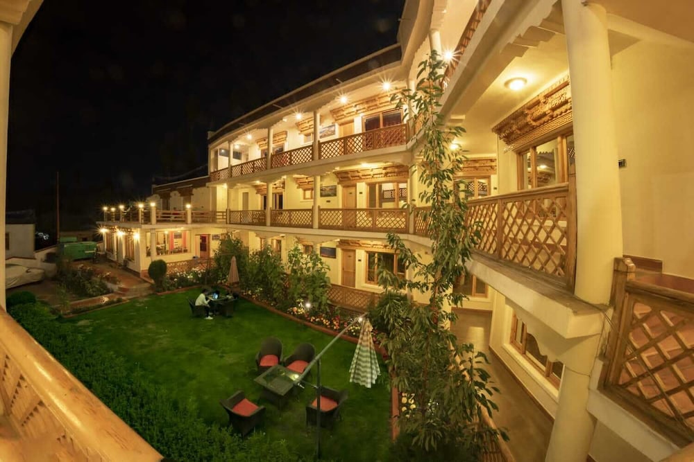 Hotel Ladakh Inn 19/19