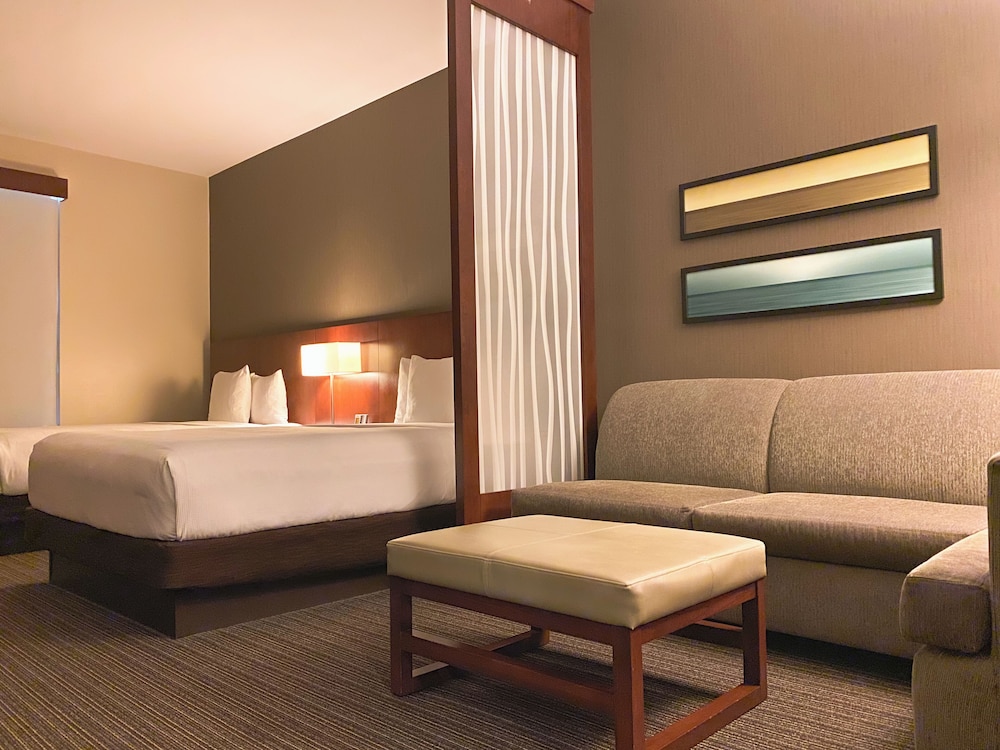 Standard Room 2 Queen Bed