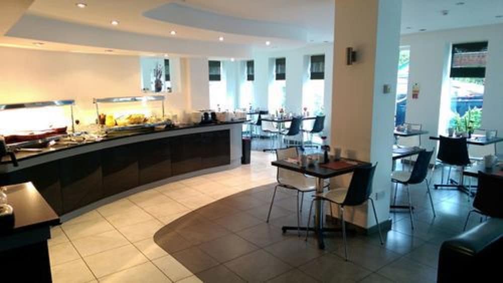 Remont Oxford Hotel 48/65