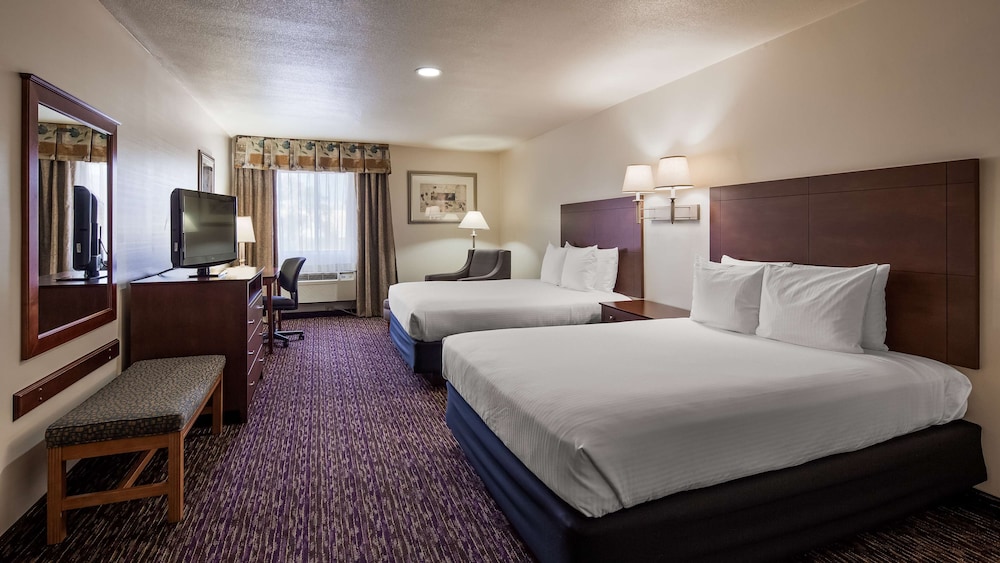 Best Western Socorro Hotel & Suites 18/36