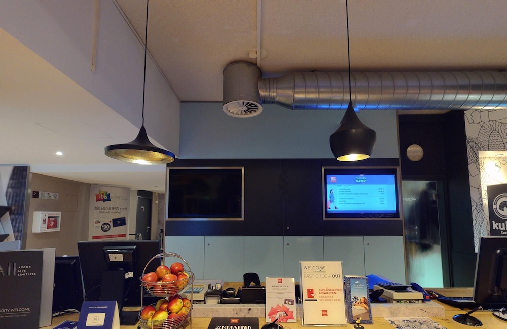 Ibis Cologne Airport Hotel 42/50