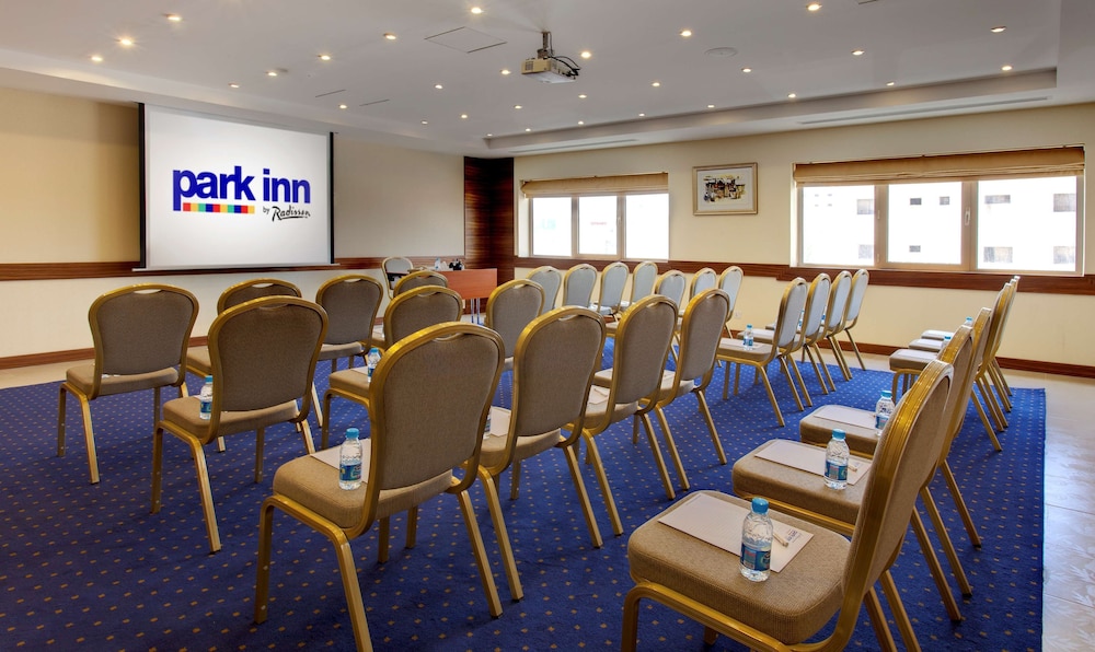 بارك إن باي راديسون الخبر(Park Inn By Radisson Al Khobar Hotel) 71/74