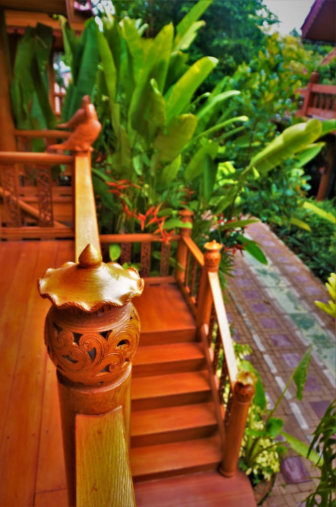 Ruenthai Boutique 41/50