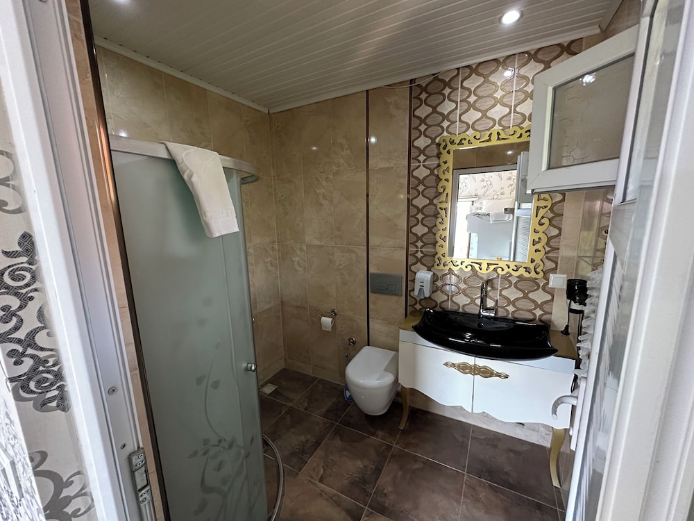 Sinter Terasse House Hotel 45/50