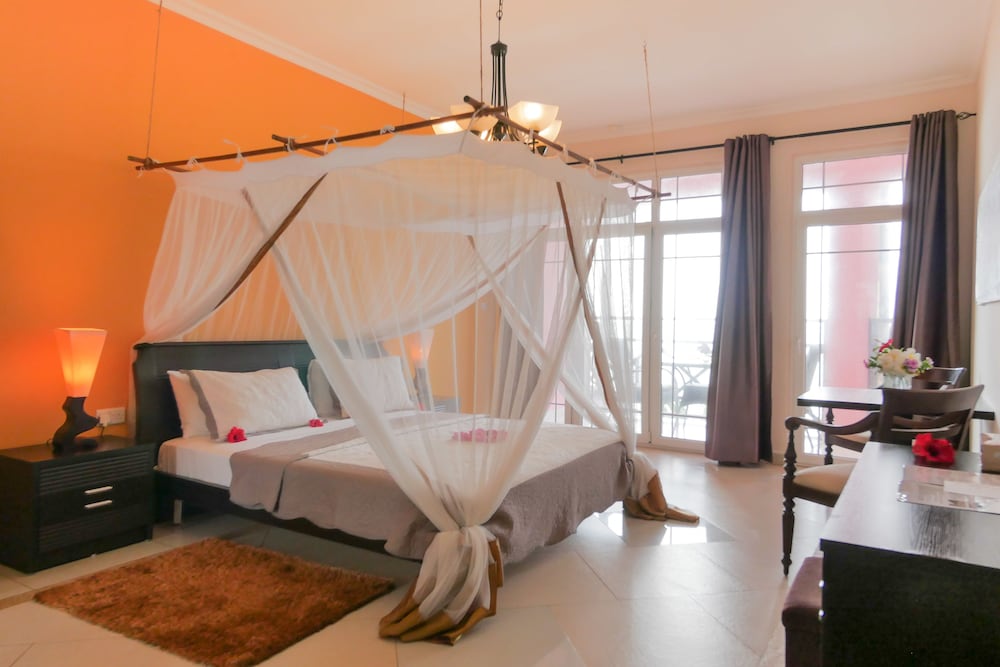 DELUXE, OCEAN VIEW