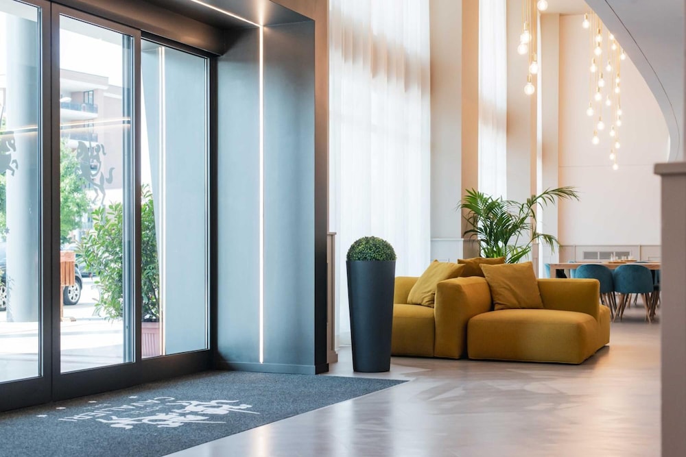 Phi Hotel Cavalieri 1/51