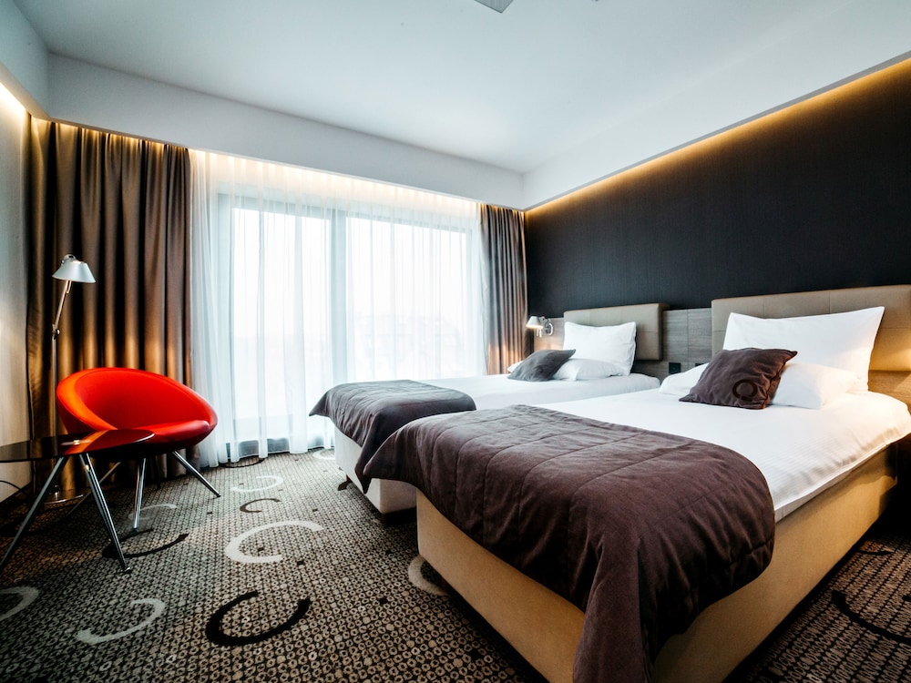 STANDARD, TWIN BEDS