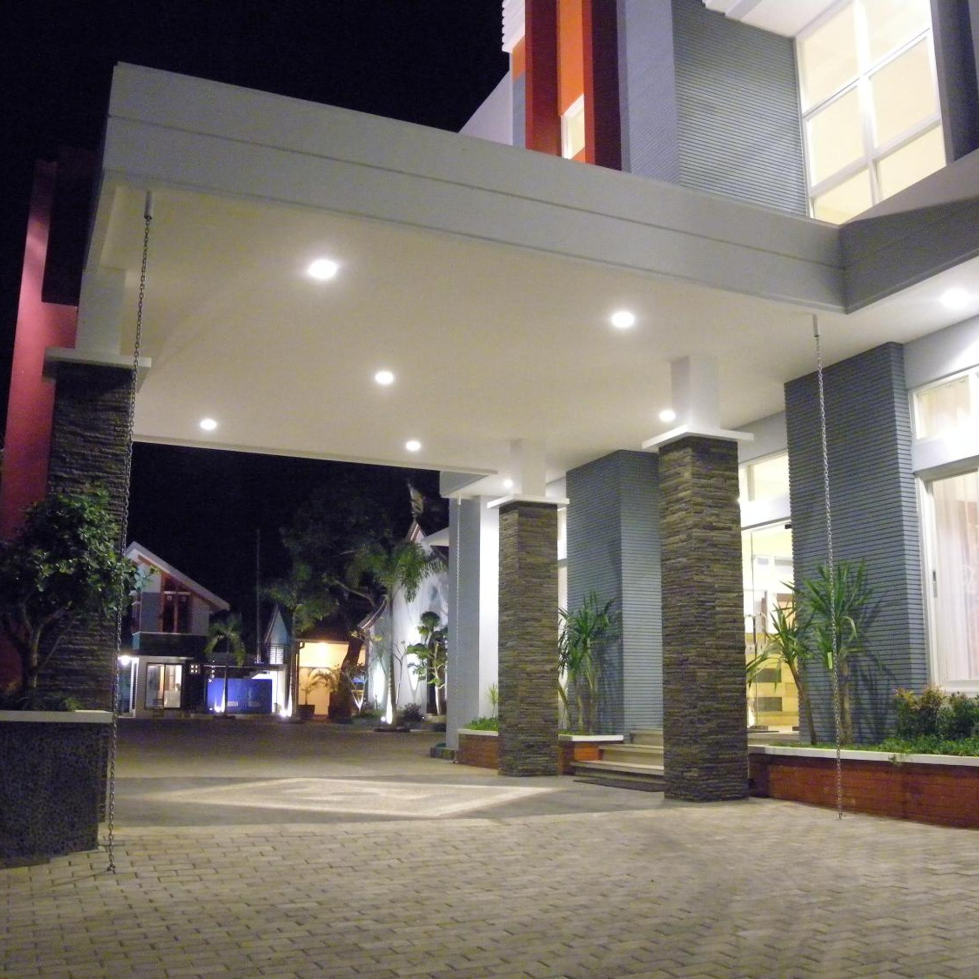 Antika Hotel 3/50