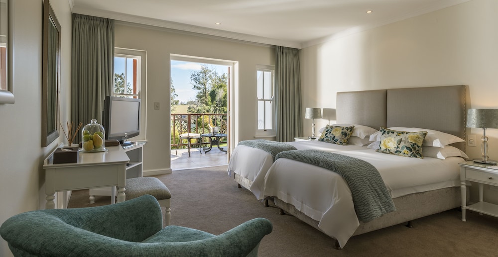 Fancourt Hotel 11/68