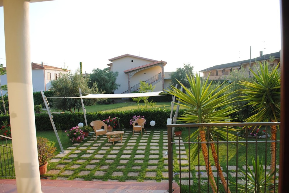 Larus Hotel 7/44