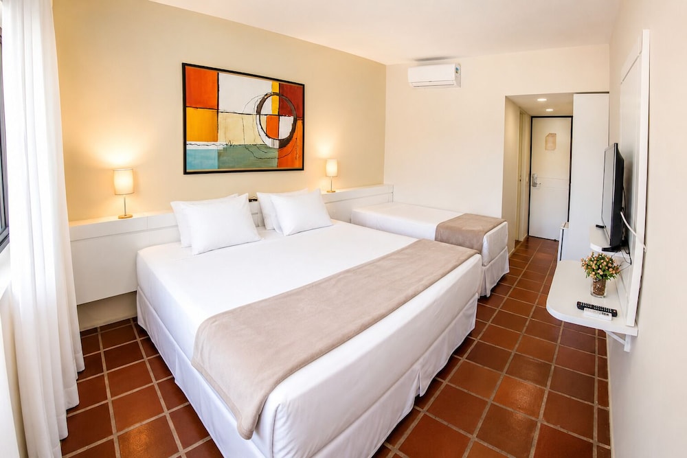 ORANGE PRAIA HOTEL 10/37
