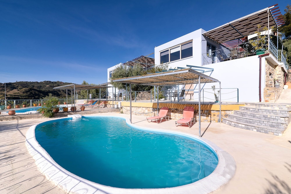 Sarakinas Residences [VR] 40/50