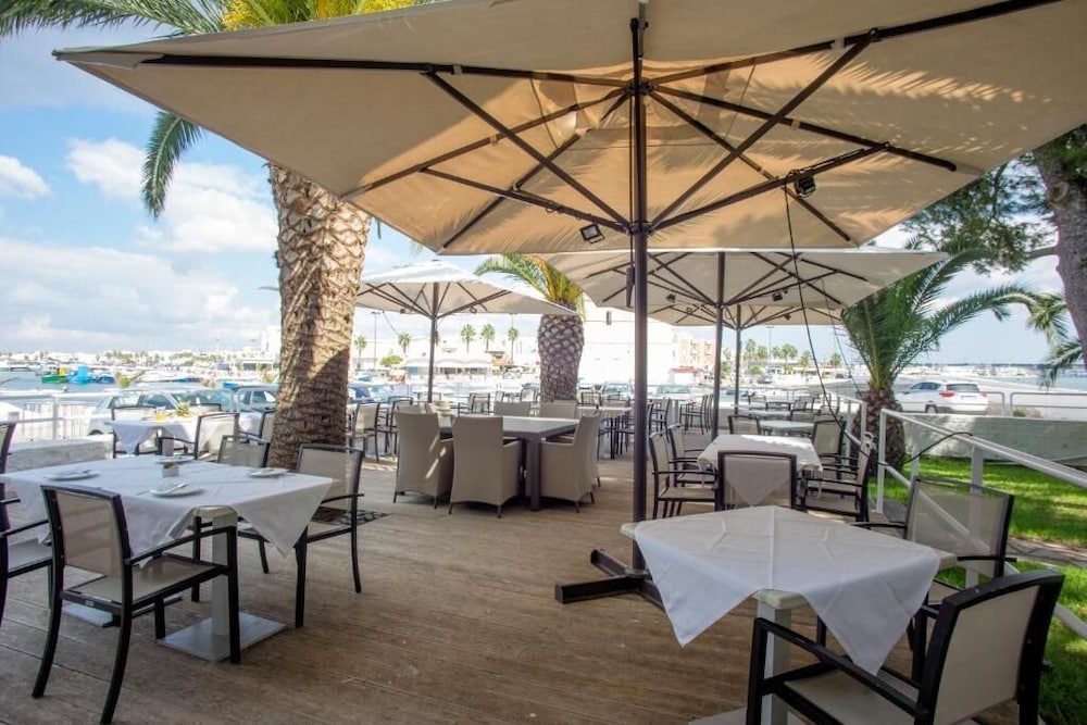 Isola Lo Scoglio Hotel 27/40