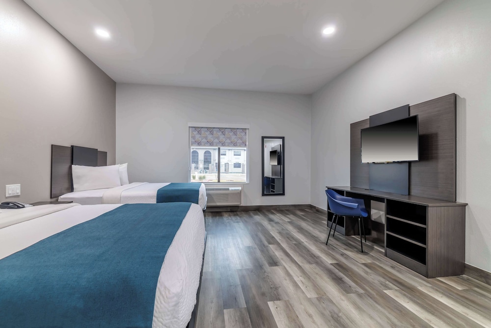 Studio6 Suites Brenham, TX 18/47