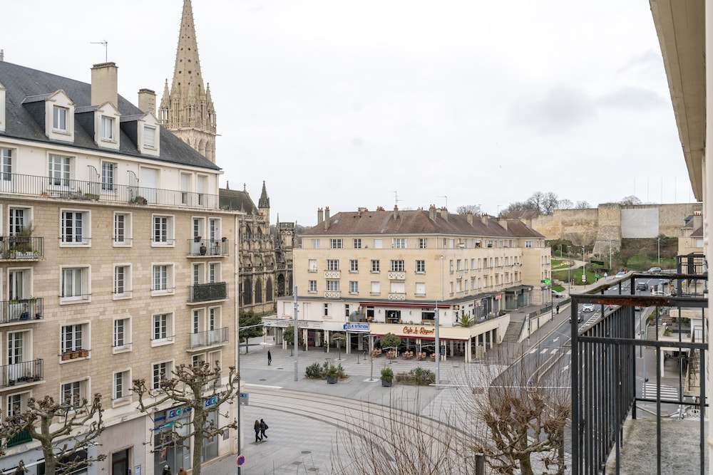 Hotel Du Chateau 2/38