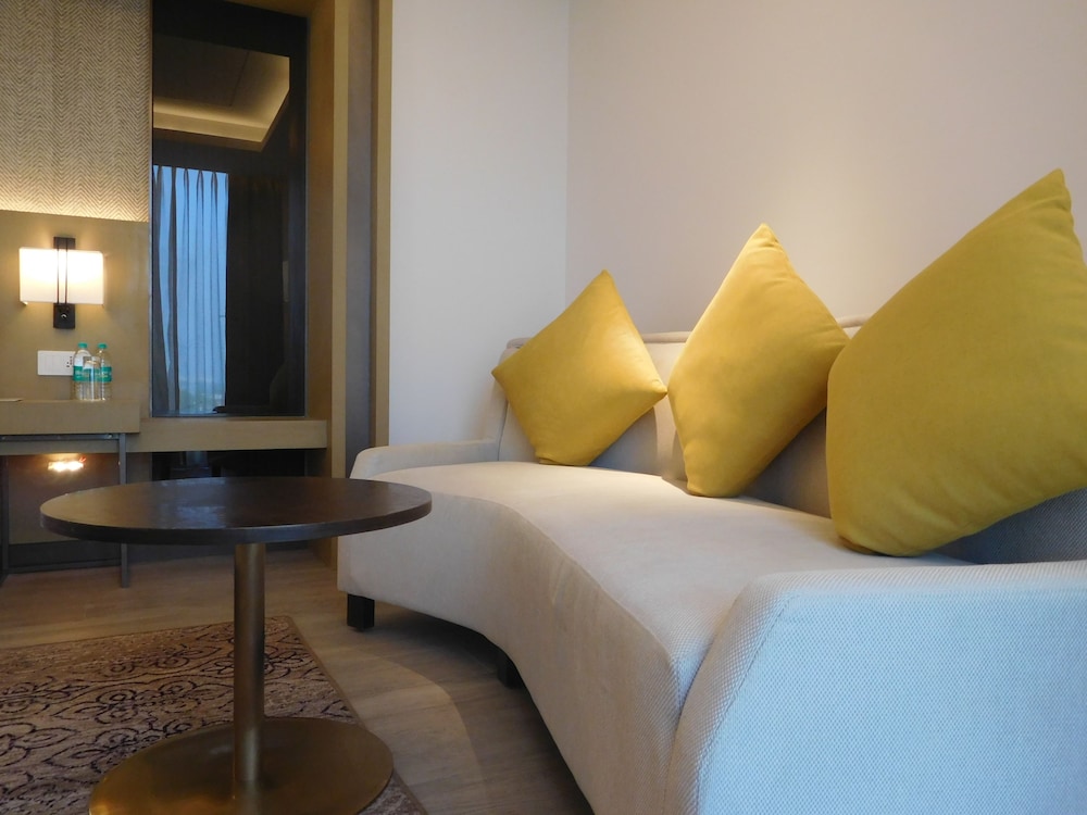 Courtyard By Marriott Siliguri 24/64