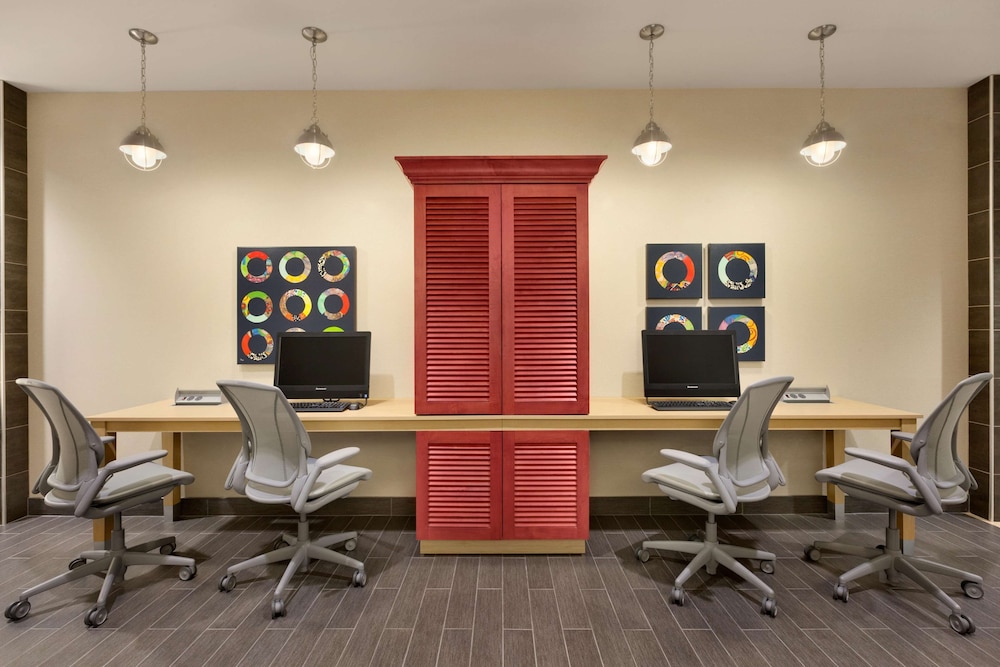 Home2 Suites By Hilton Destin Fl 53/63