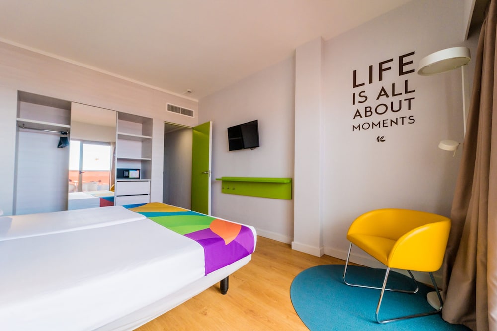 Paradise Park Fun Lifestyle Hotel 26/72