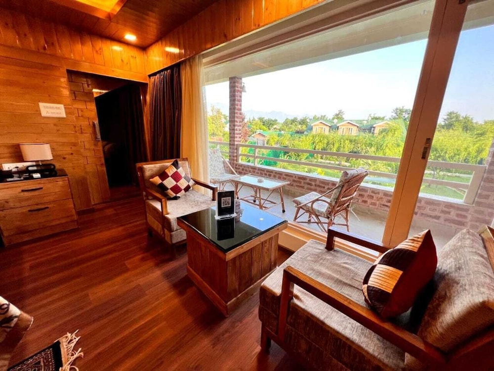 The Orchard Retreat & Spa Srinagar 21/50