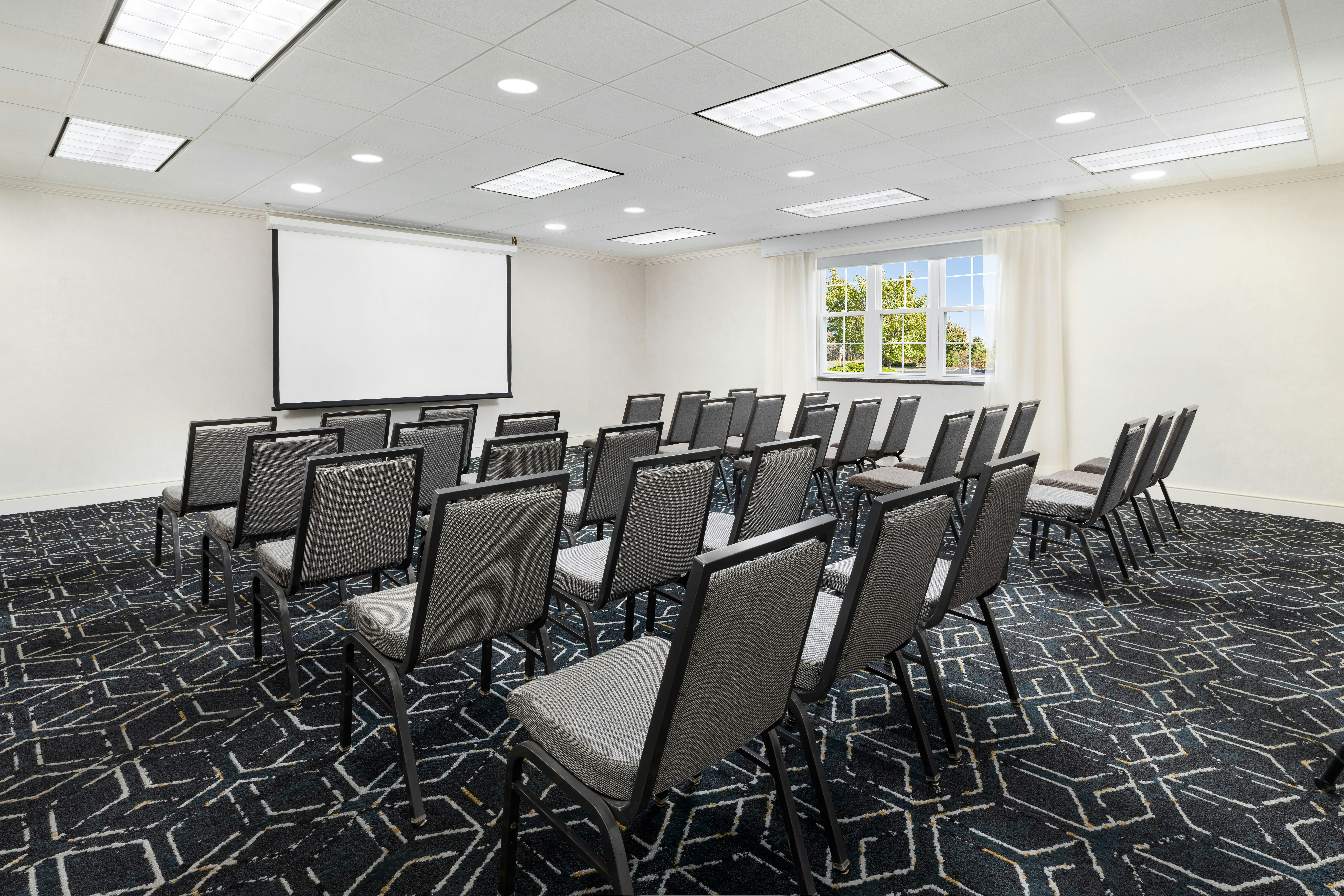 Homewood Suites by Hilton Manchester/Airport 48/54