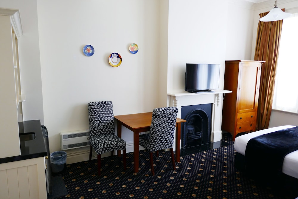 Highland House Boutique Hotel 27/35