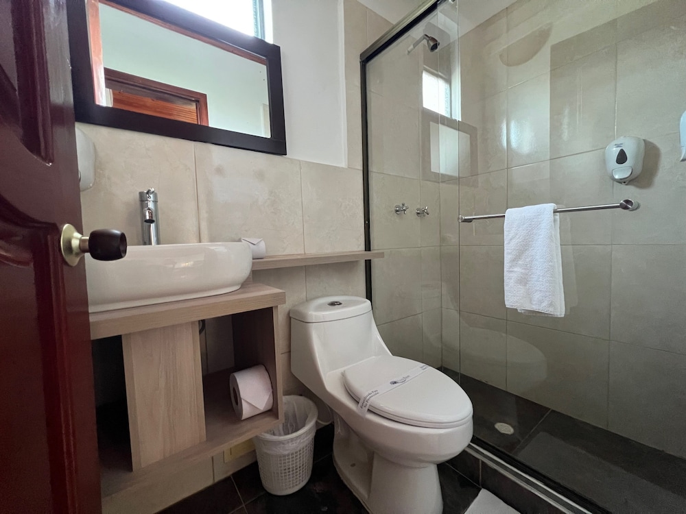 Villeta Resort Hotel 44/47