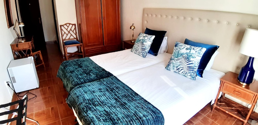 Blue Bamboo Hotel 14/15