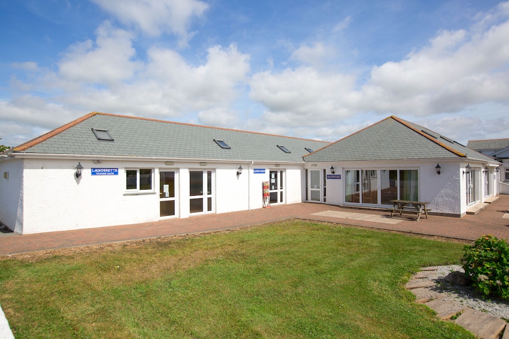 Newperran Holiday Park 44/50