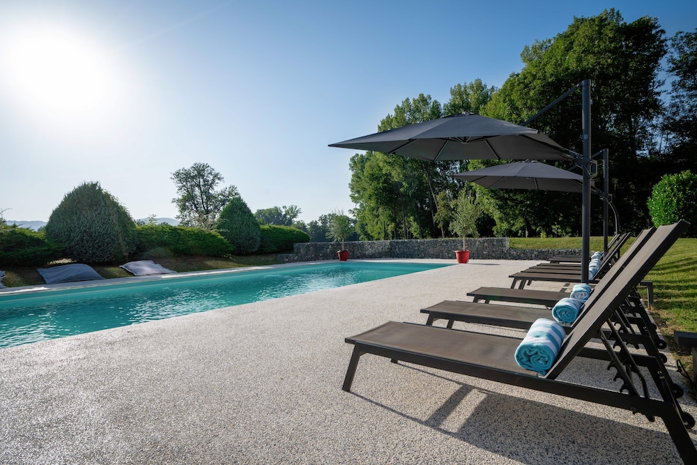 GOLF HOTEL DE GRENOBLE 50/53