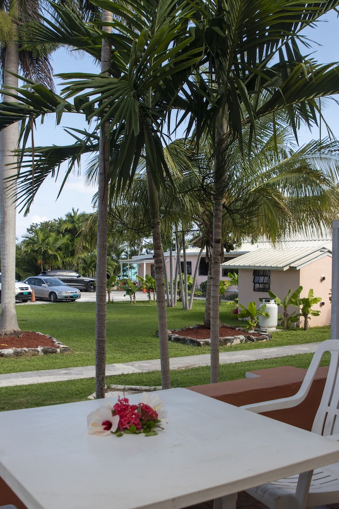 Orange Hill Beach Inn 40/60