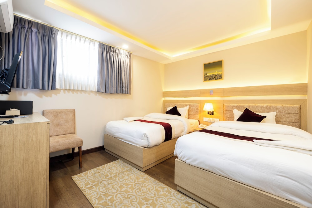 Divine Kathmandu Hotel 10/45