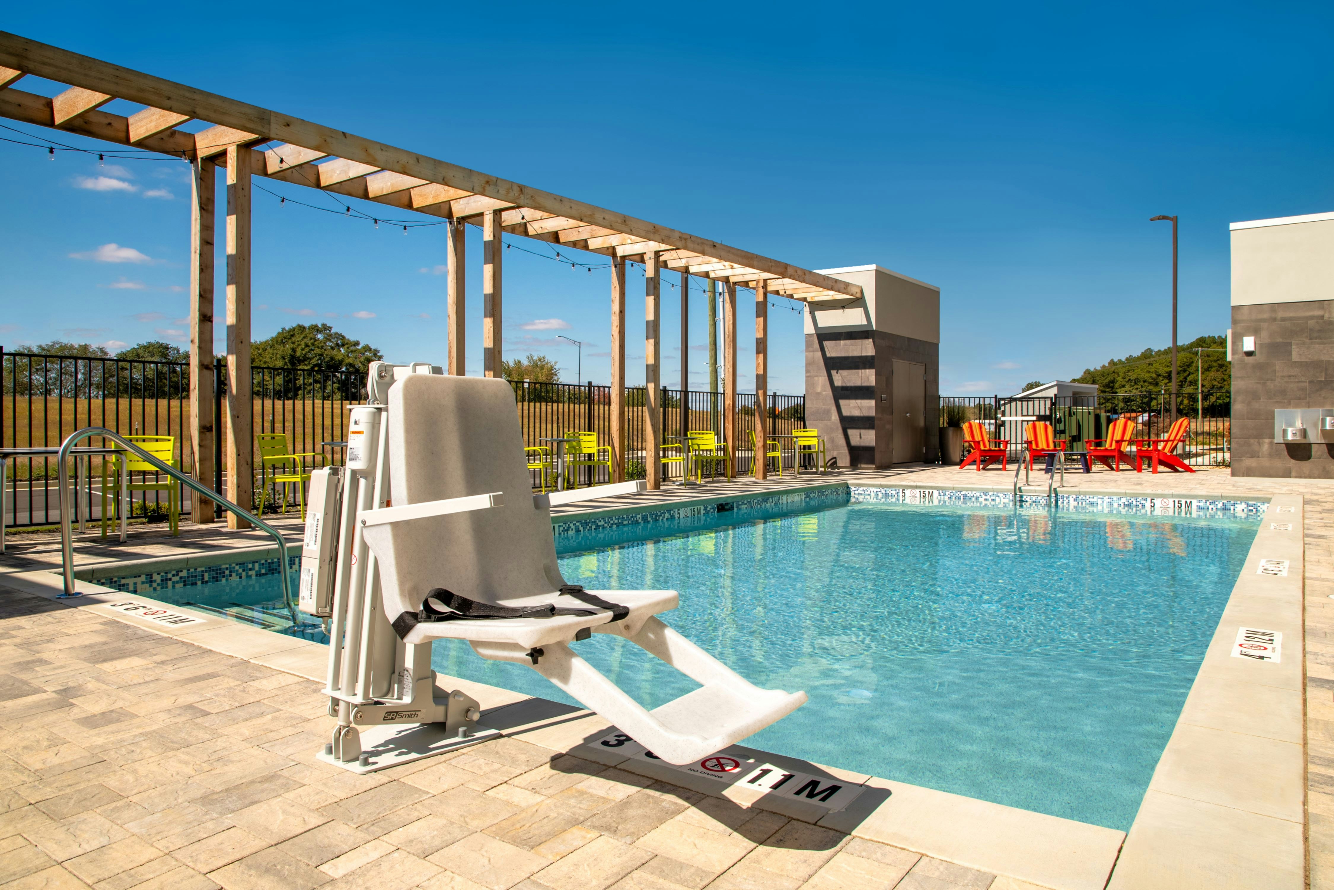 Home2 Suites by Hilton Calhoun 23/24