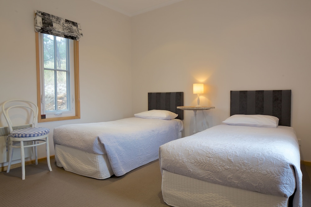 French, Luxury, Cottage, Queen and Twin Beds